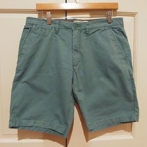 NEW! H&M Flat-Front Chino Shorts, 28in